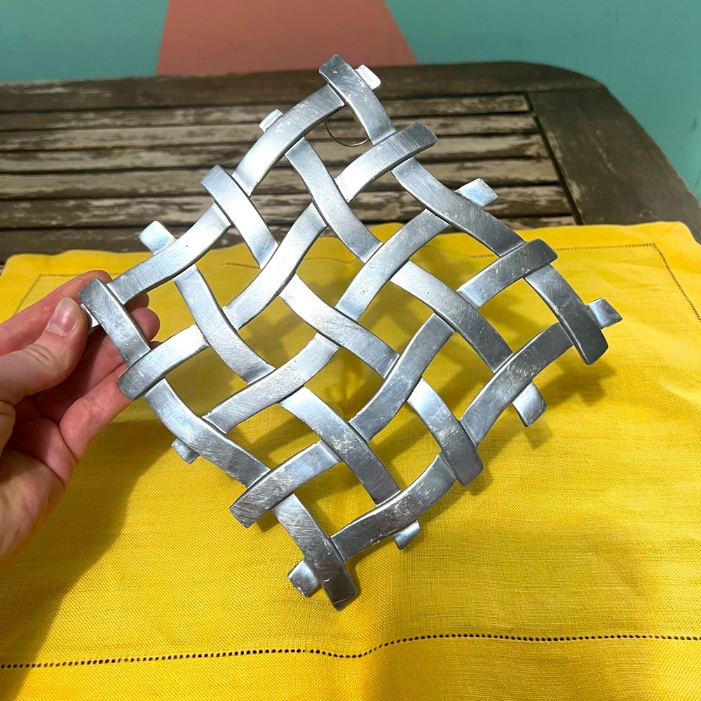 Copco silver basket weave trivet